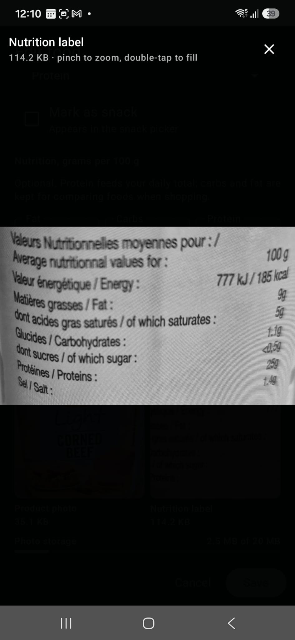 Cooshee Calorie Tracker: nutrition label displayed full screen, zoomed in on the figures